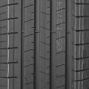 opona samochodowa Pirelli P ZERO w rozmiarze 255/55R19 z indeksem nośności 107 i prędkości W - widok bieżnika