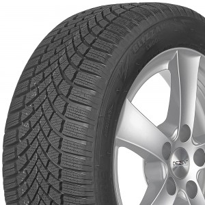 opona 4X4/SUV zimowa Bridgestone BLIZZAK LM005 w rozmiarze 275/45R19 z indeksem nośności 108 i prędkości V - wycinek