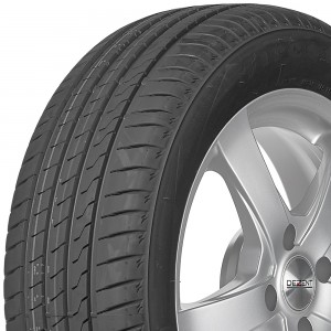 opona osobowa Firestone ROADHAWK w rozmiarze 245/45R19 z indeksem nośności 102 i prędkości Y