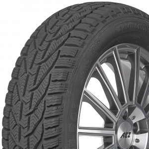 opona zimowa do samochodów osobowych Riken SNOW w rozmiarze 225/55R16 95H - wycinek