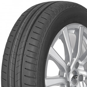 opona osobowa Bridgestone TURANZA T005 w rozmiarze 225/50R18 z indeksem nośności 99 i prędkości W - wycinek