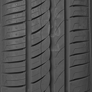 opona letnia do samochodów osobowych Pirelli CINTURATO P1 VERDE w rozmiarze 205/55R16 91H - widok bieżnika