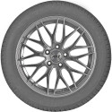 opona zimowa do samochodów osobowych Goodyear ULTRA GRIP 7+ w rozmiarze 205/55R16 91H - widok z profilu