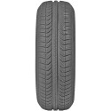 opona osobowa Pirelli Cinturato All Season Plus w rozmiarze 185/55R15 z indeksem nośności 82 i prędkości H - widok z przodu