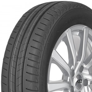 opona osobowa letnia Bridgestone Turanza T005 w rozmiarze 235/45R18 z indeksem nośności 98 i prędkości W - wycinek