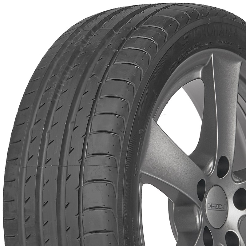 Opona Yokohama ADVAN SPORT V105 205/50R17 93Y XL FR